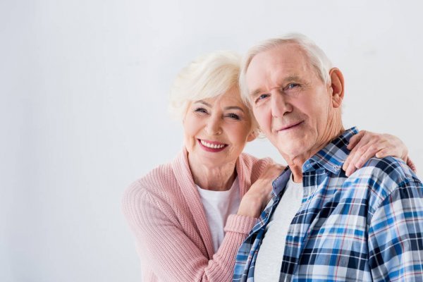 depositphotos_174762646-stock-photo-portrait-of-happy-senior-couple.jpg