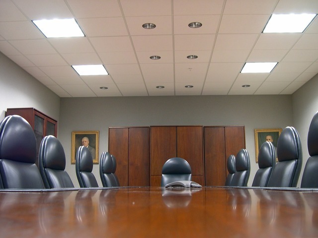 meeting-room-10270_1920.jpg